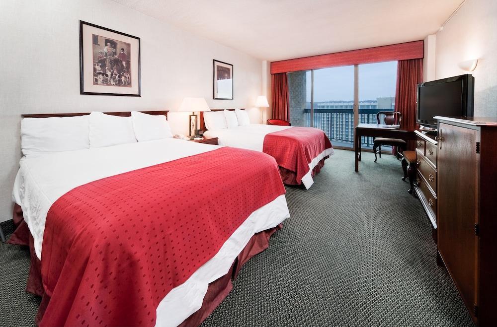 Holiday Inn Rosslyn At Key Bridge อาร์ลิงตัน ภายนอก รูปภาพ
