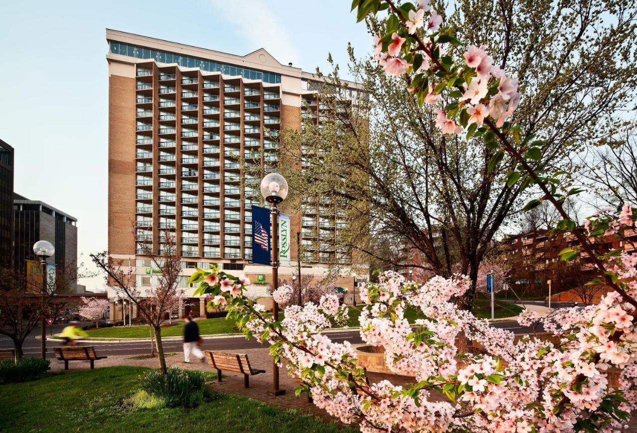 Holiday Inn Rosslyn At Key Bridge อาร์ลิงตัน ภายนอก รูปภาพ